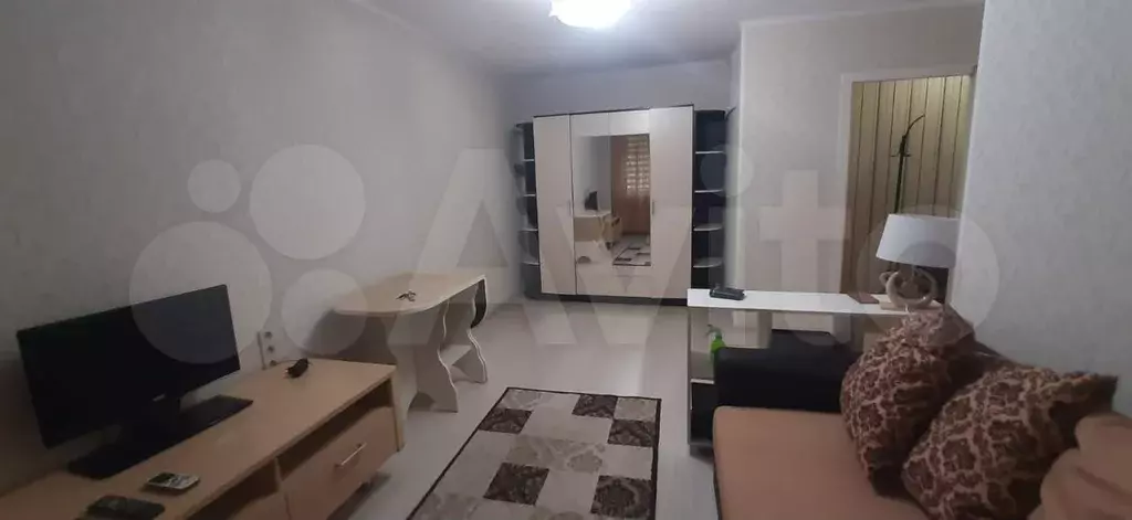1-к. квартира, 30 м, 1/5 эт. - Фото 0