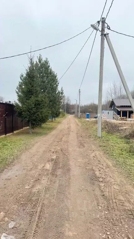 Участок в Московская область, Сергиево-Посадский городской округ, д. ... - Фото 0