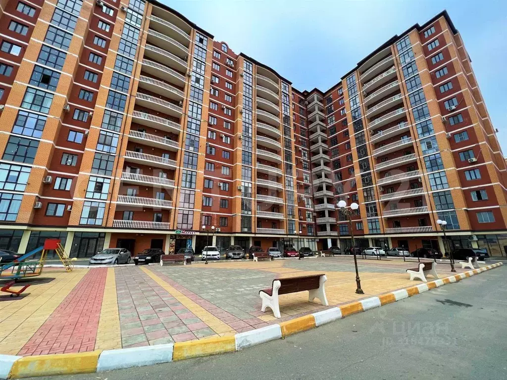 3-к кв. Дагестан, Махачкала ул. Хаджи Булача, 8Е (98.0 м) - Фото 0