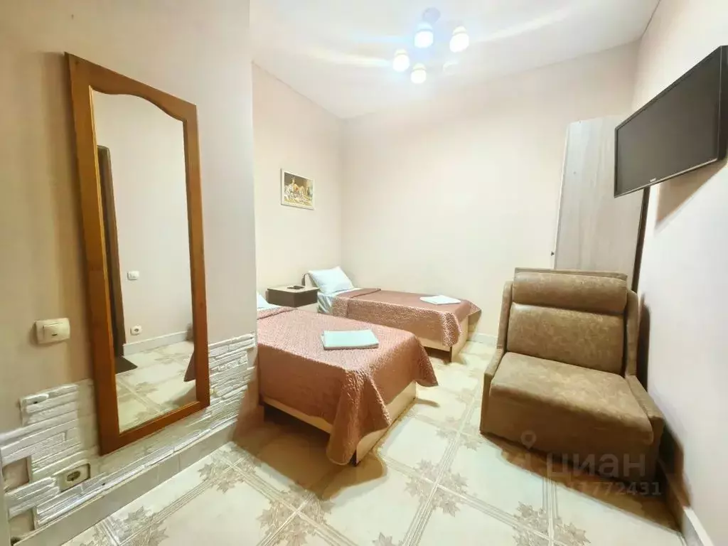 Комната Краснодарский край, Сочи Адлер жилрайон, ул. Крупской, 7 - Фото 2