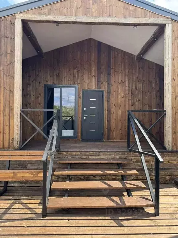 Дом в Ростовская область, Каменск-Шахтинский ул. Разина, 27 (100 м) - Фото 1