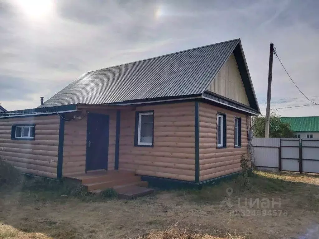 Дом в Башкортостан, Мелеузовский район, д. Иштуганово Башкирская ул., ... - Фото 1