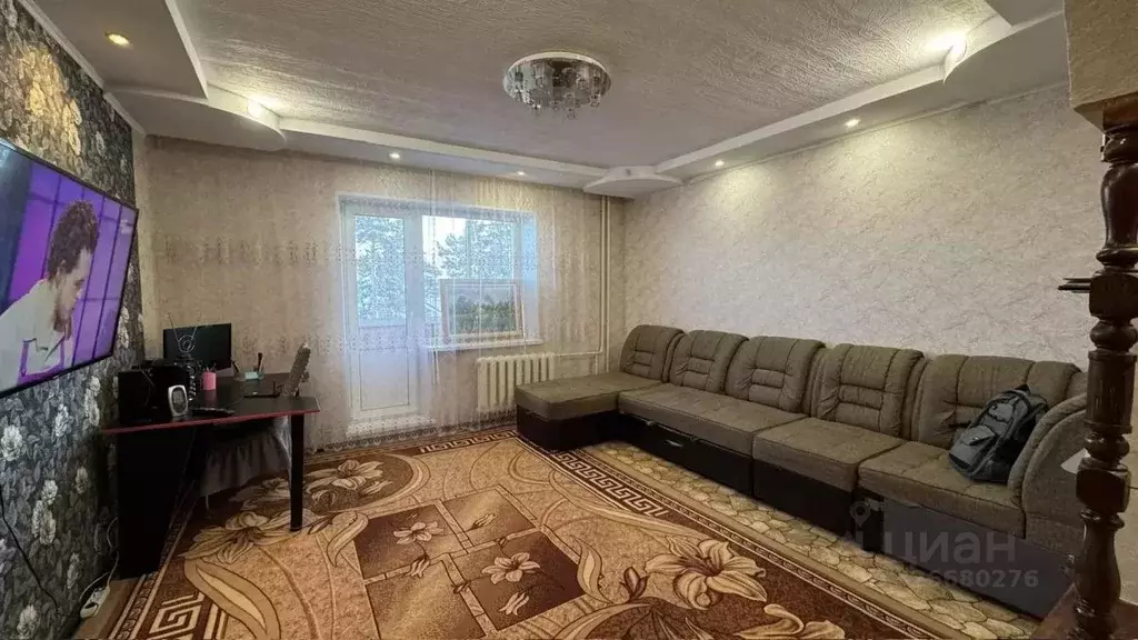 3-к кв. Саха (Якутия), Нерюнгри просп. Геологов, 49 (63.5 м) - Фото 1