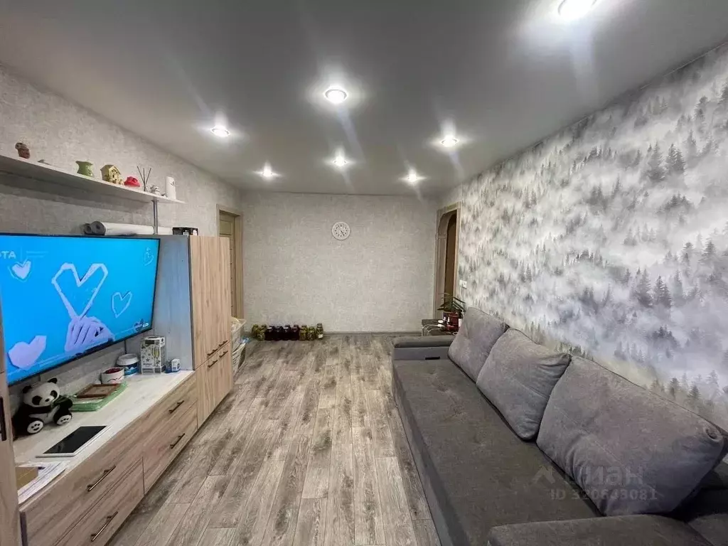 2-к кв. Кемеровская область, Новокузнецк ул. Первостроителей, 3 (45.4 ... - Фото 2