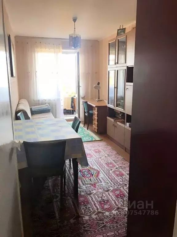 3-к кв. Омская область, Омск ул. Калинина, 10А (60.0 м) - Фото 2