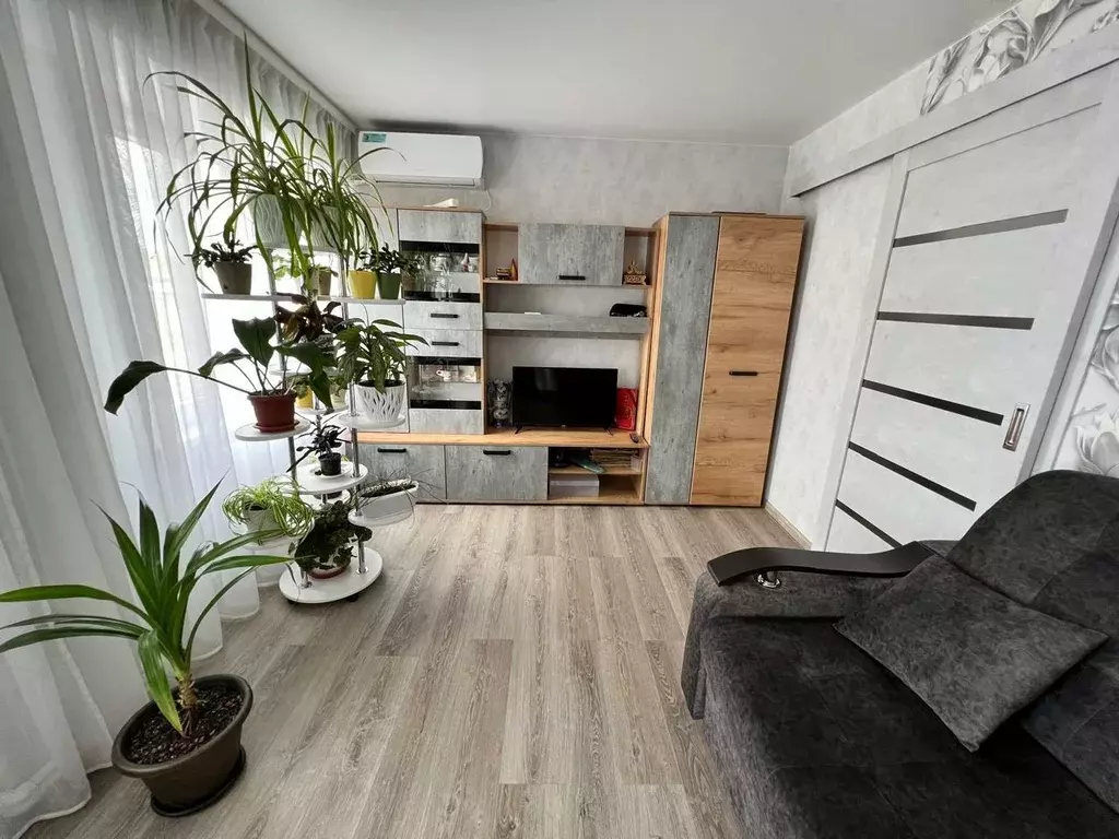 Квартира, 3 комнаты, 48.8 м - Фото 0