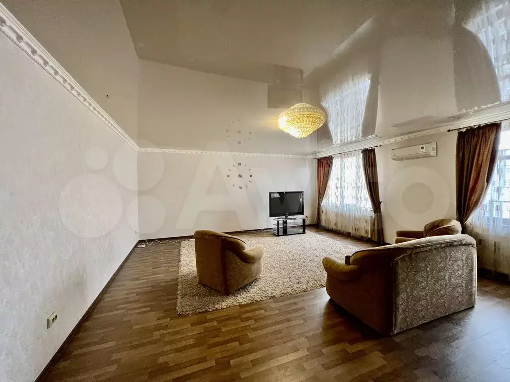 3-к. квартира, 138 м, 9/11 эт. - Фото 0