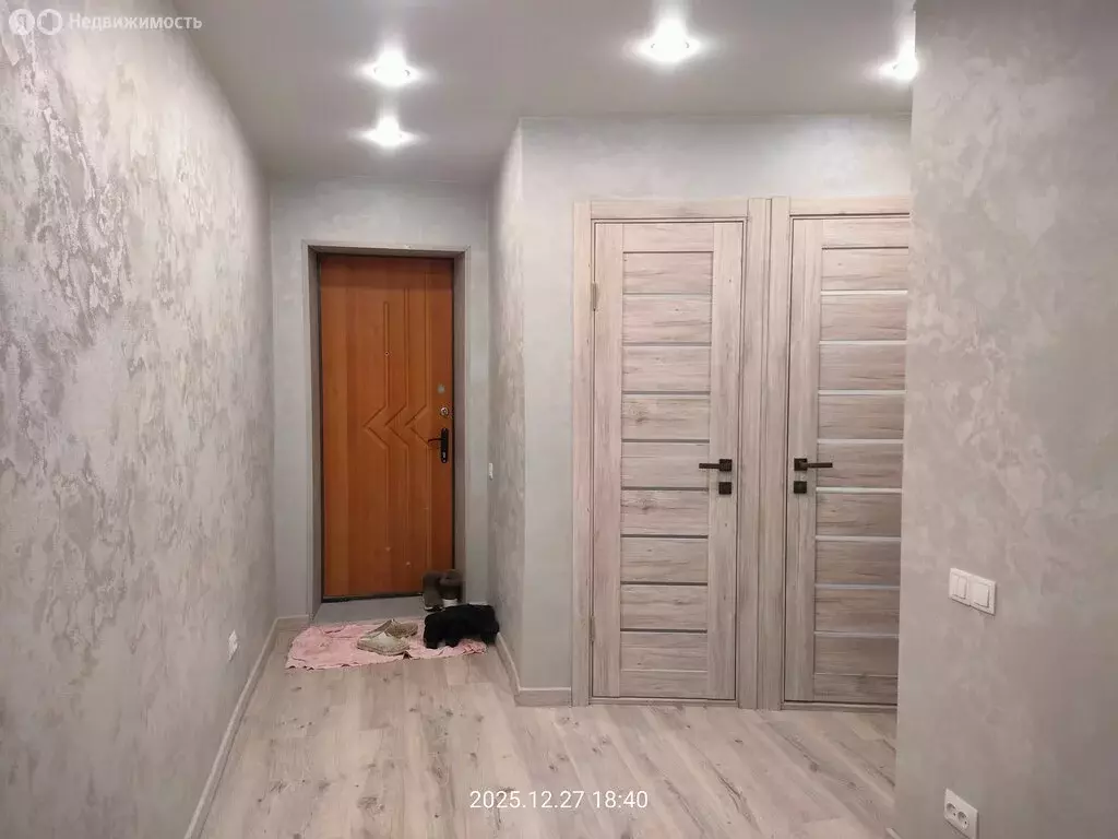 3-комнатная квартира: Щёкино, улица Емельянова, 10 (58.3 м) - Фото 1