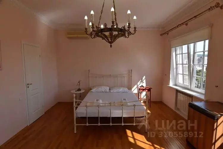 Комната Краснодарский край, Геленджик Кубанская ул., 58 - Фото 1