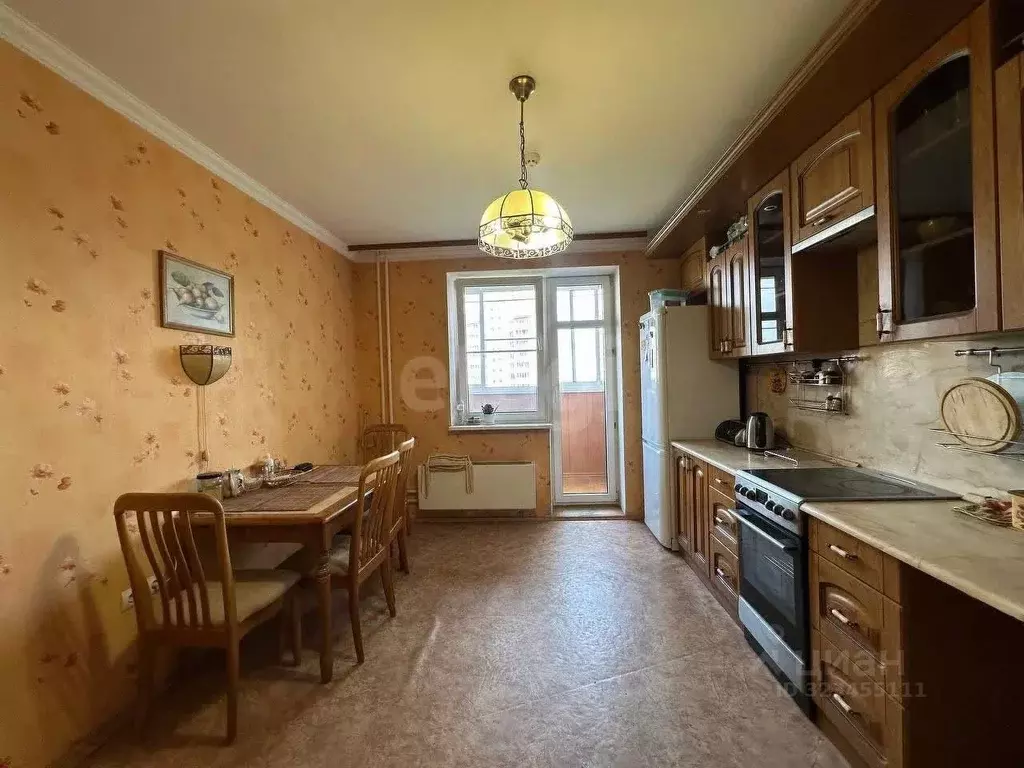 2-к кв. Ярославская область, Ярославль просп. Фрунзе, 33 (61.2 м) - Фото 1