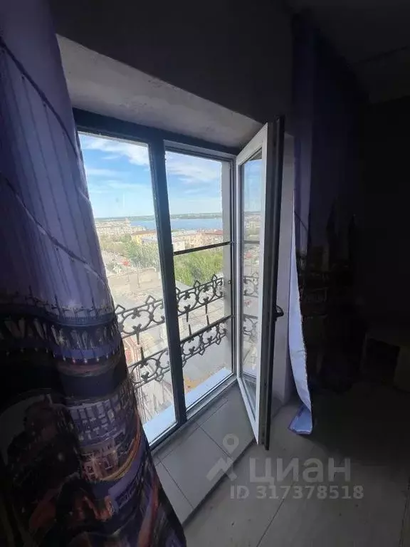 1-к кв. Волгоградская область, Волгоград ул. Аллея Героев, 4 (28.0 м) - Фото 0