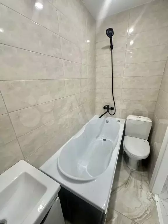 Комната 18 м в 1-к., 2/5 эт. - Фото 0
