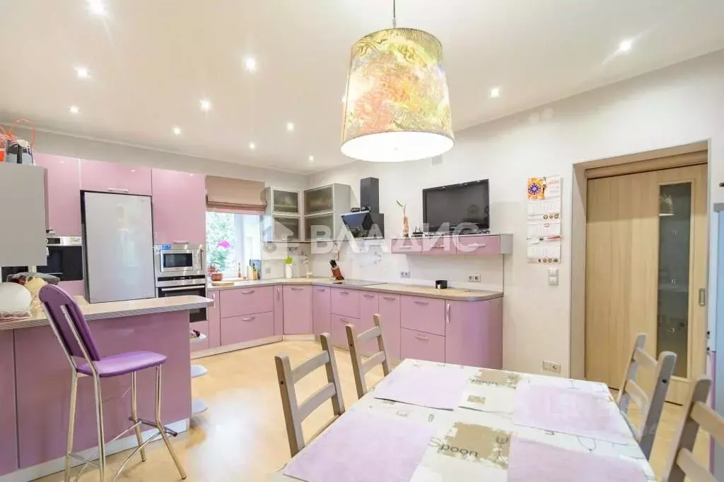 Таунхаус в Карелия, Петрозаводск Ключевское ш., 13А (265 м) - Фото 1