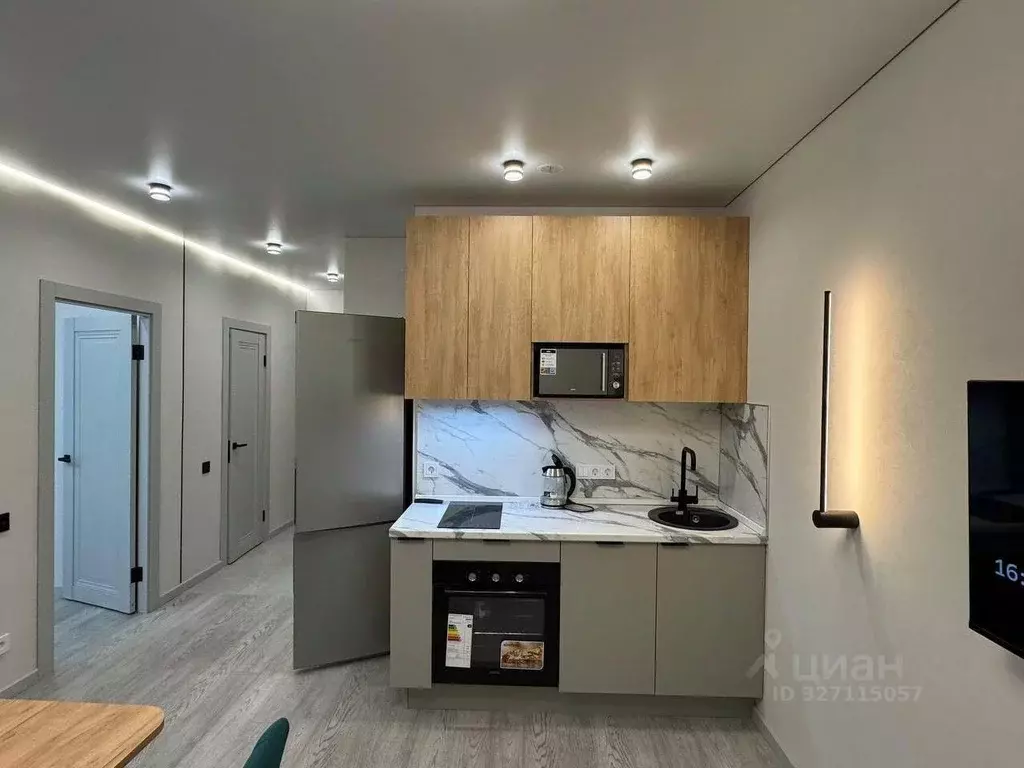 2-к кв. Татарстан, Казань ул. Мансура Хасанова, 13 (40.0 м) - Фото 1