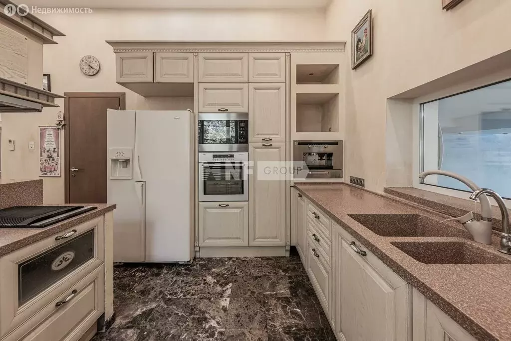 Дом в Одинцовский городской округ, деревня Липки (900 м) - Фото 1