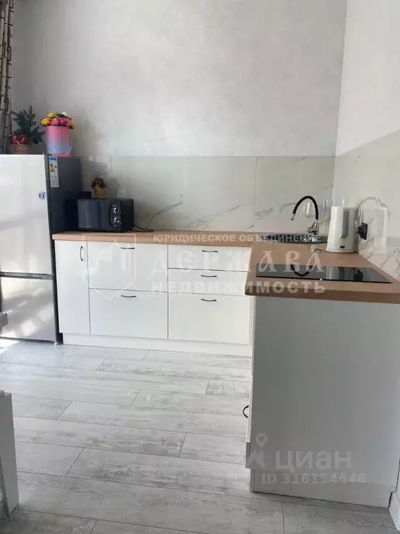 2-к кв. Кемеровская область, Кемерово ул. 1-я Заречная, 11 (36.7 м) - Фото 0