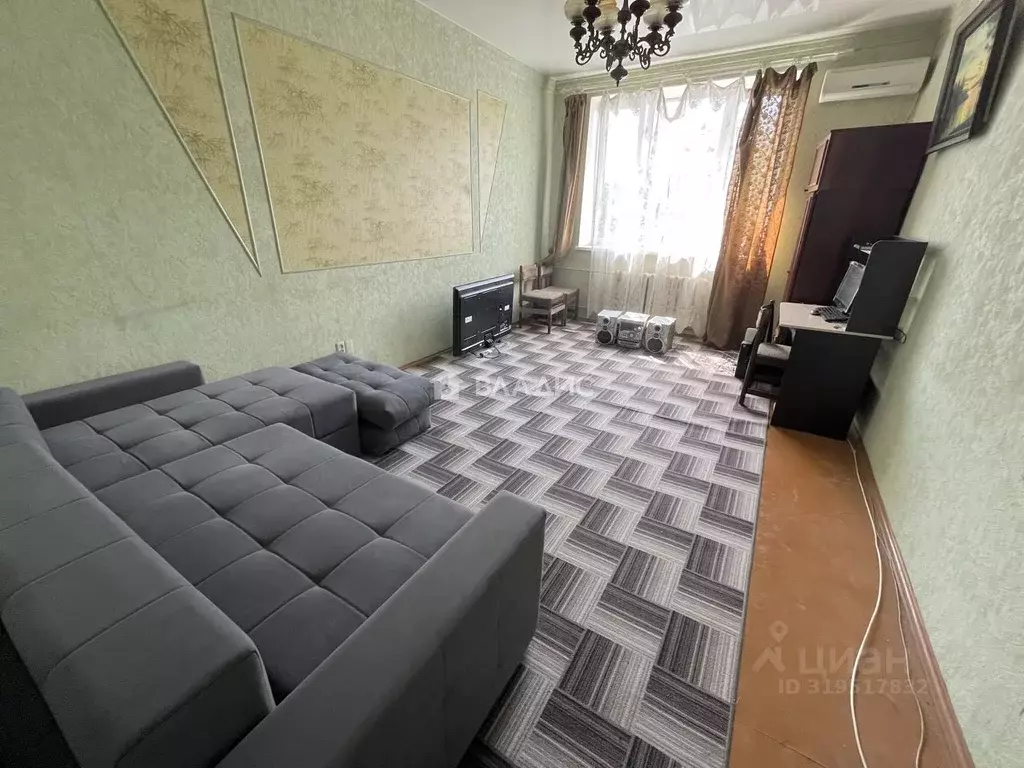 3-к кв. Пензенская область, Пенза ул. 9 Января, 12 (71.3 м) - Фото 0