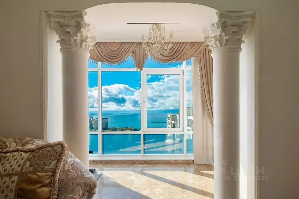 3-к кв. Краснодарский край, Сочи Центральный мкр, ул. Первомайская, 21 ... - Фото 1