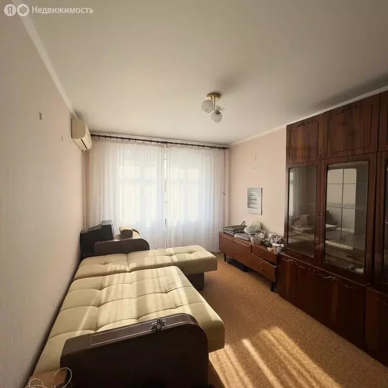 3-комнатная квартира: Керчь, улица Маршала Ерёменко, 39 (51 м) - Фото 1