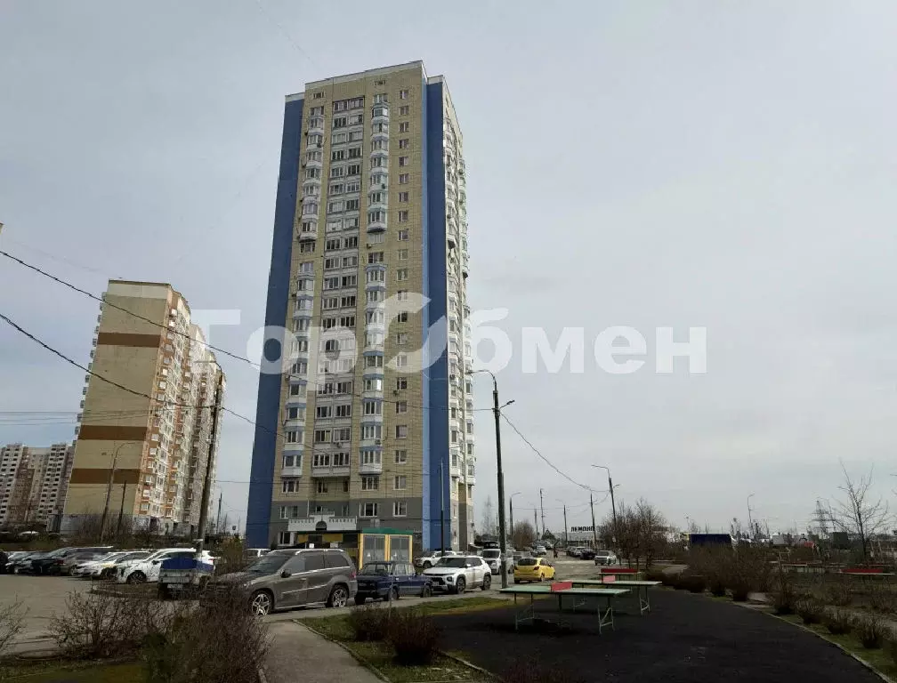 Продается 2-комнатная квартира - Фото 1