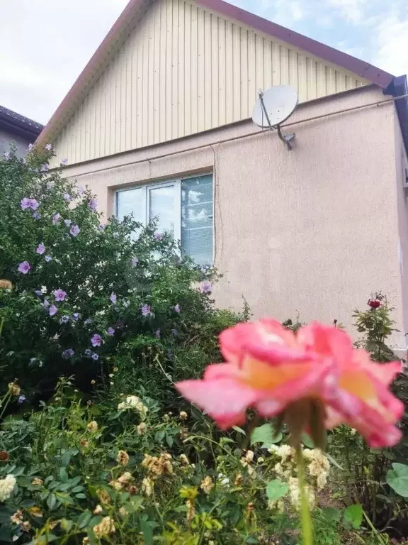 Дом в Ставропольский край, Минераловодский муниципальный округ, с. ... - Фото 1