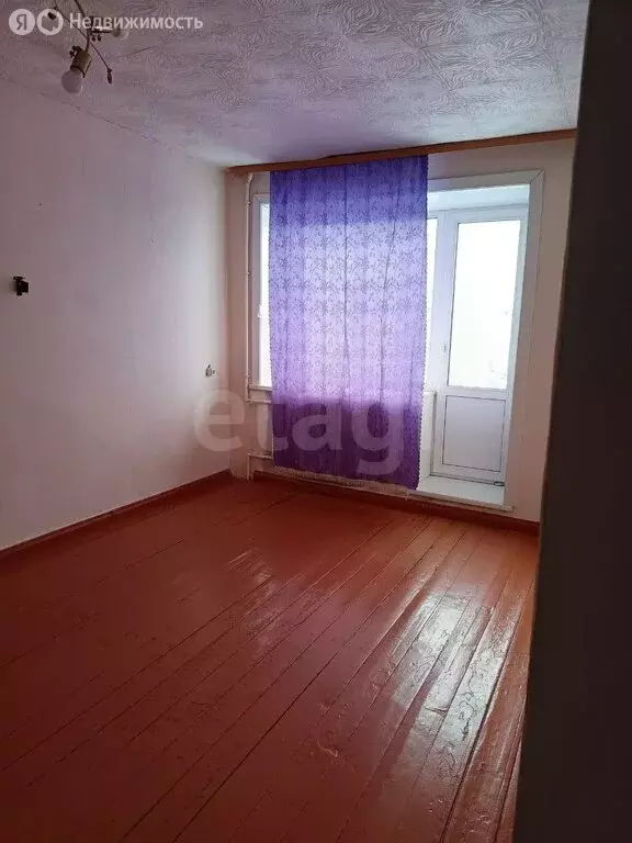 1-комнатная квартира: Гусиноозёрск, Октябрьская улица, 10 (34 м) - Фото 0