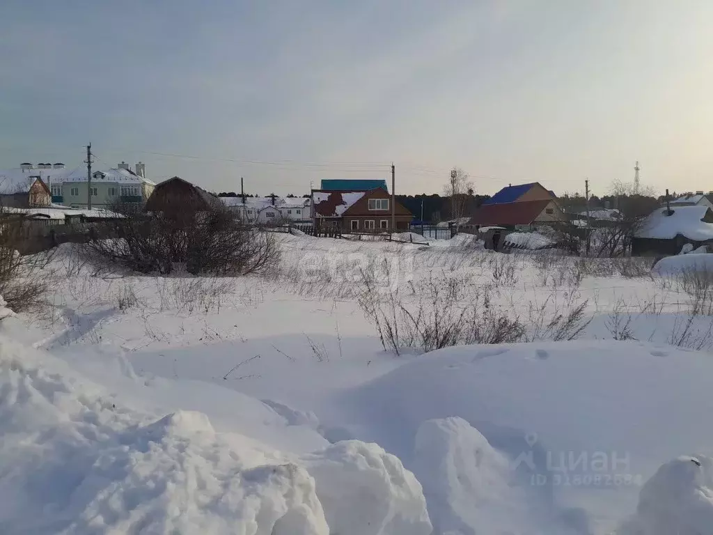 Участок в Ханты-Мансийский АО, Ханты-Мансийский район, д. Шапша ... - Фото 0