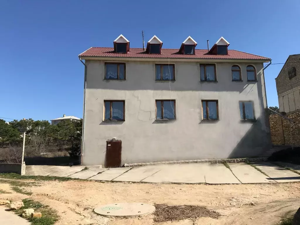 Дом в Севастополь Бастион садоводческое товарищество, 240 (440 м) - Фото 1