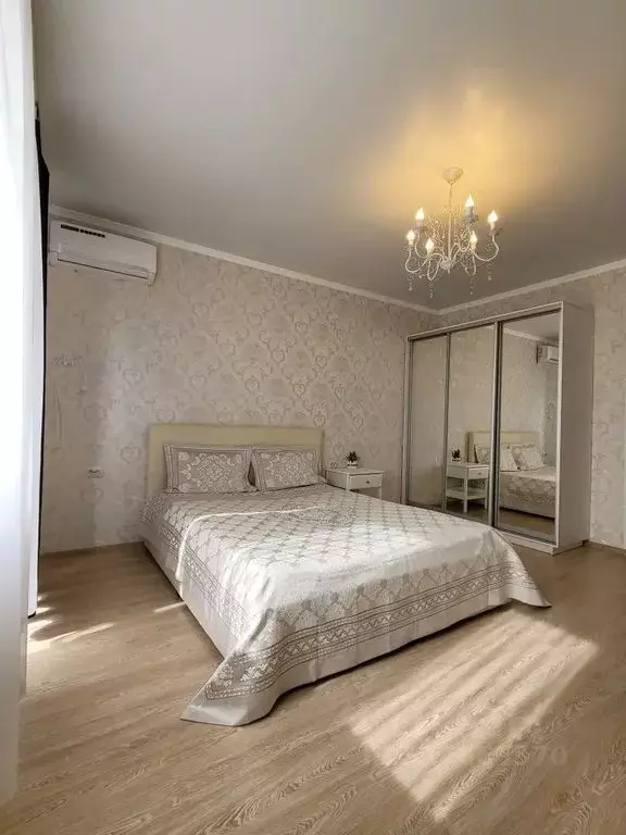 1-к кв. Татарстан, Казань ул. Зур Урам, 1К (43.0 м) - Фото 1
