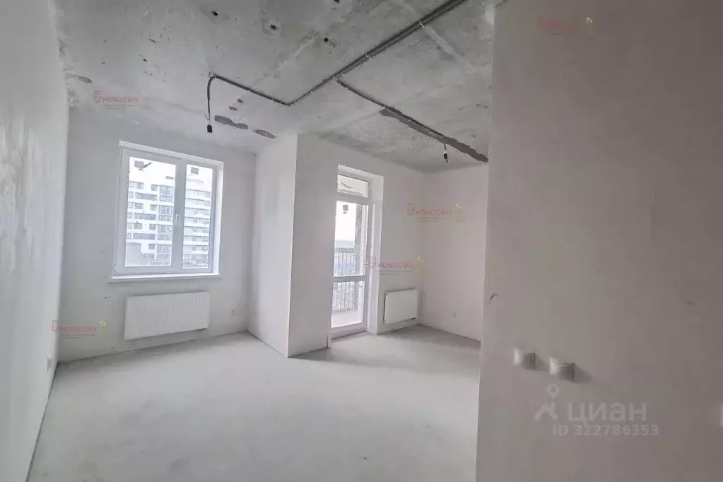 Студия Свердловская область, Екатеринбург ул. Крауля, 105/3 (24.0 м) - Фото 1