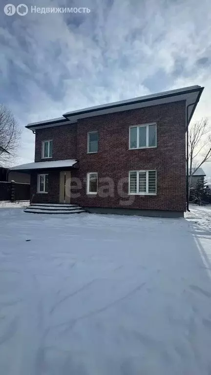 Дом в Южно-Сахалинск, улица Садовая аллея (262 м) - Фото 2