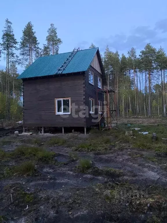 Дом в Коми, Сыктывкар городской округ, Верхняя Максаковка пгт 2-я ... - Фото 1