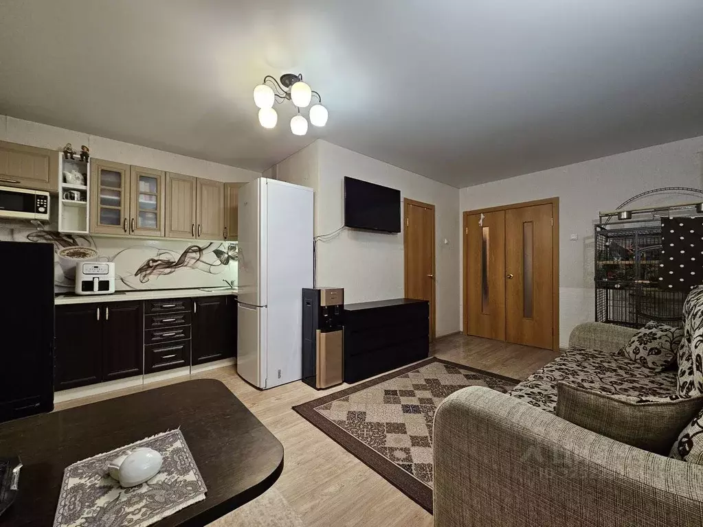 1-к кв. Челябинская область, Челябинск ул. 2-я Эльтонская, 67 (53.6 м) - Фото 1