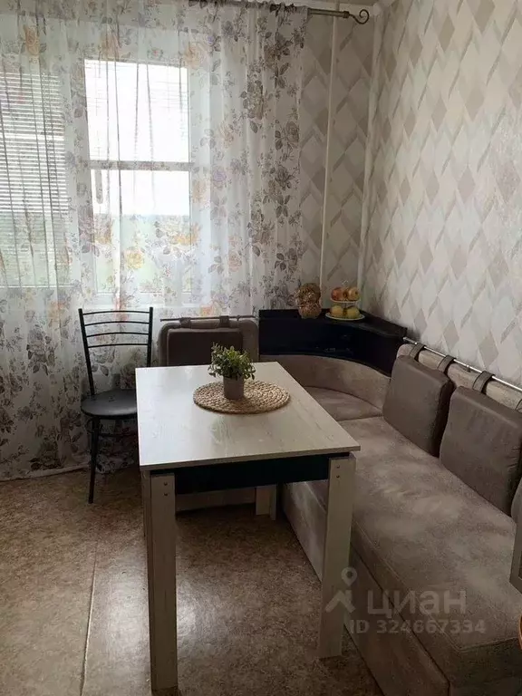 1-к кв. Белгородская область, Строитель Яковлевский городской округ, ... - Фото 1