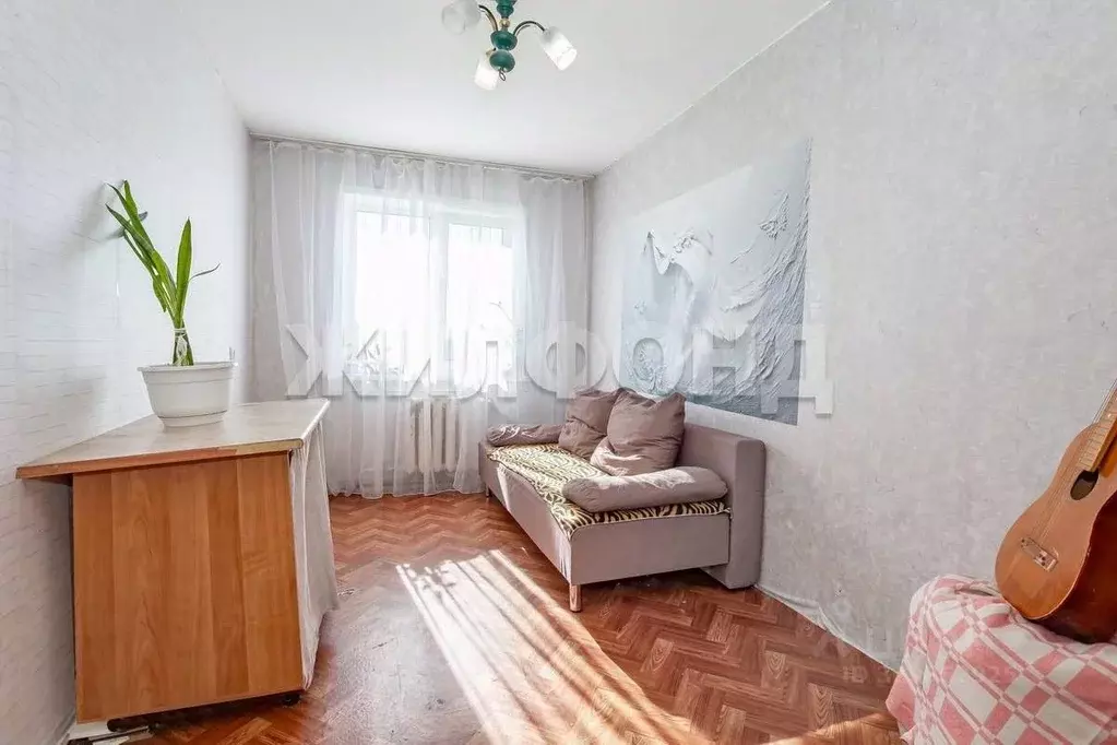 3-к кв. Новосибирская область, Бердск ул. Микрорайон, 13 (58.6 м) - Фото 2