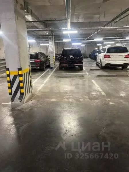 Гараж в Москва Красноказарменная ул., 14Ак4 (13 м) - Фото 1