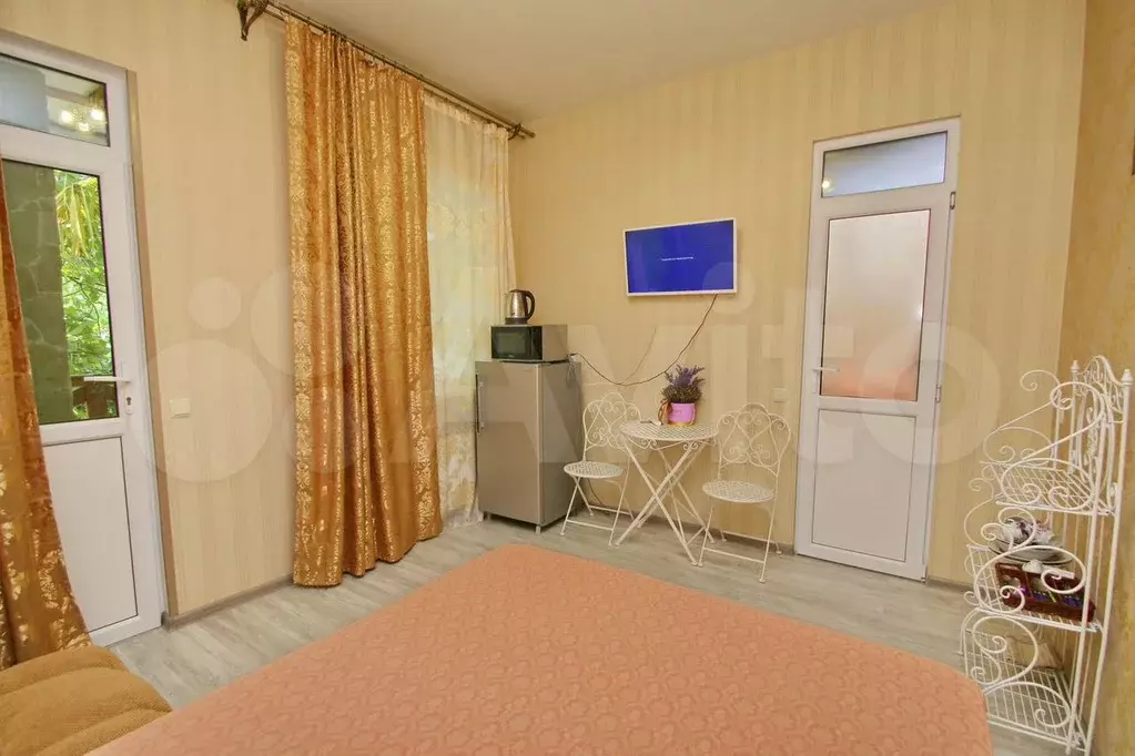 Комната 18 м, 2/3 эт. - Фото 1