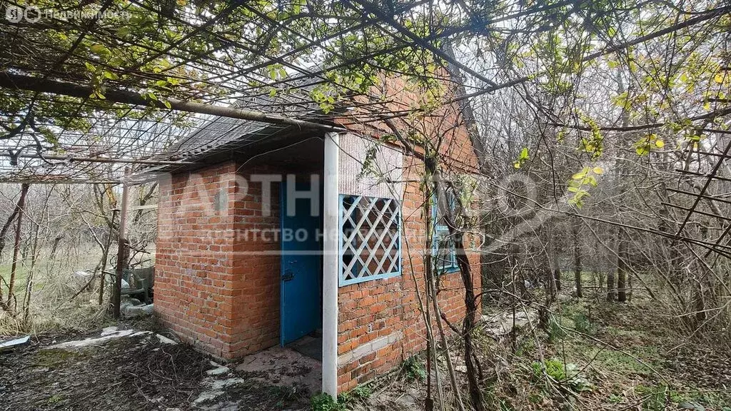 Дом в Северский район, Черноморское городское поселение, посёлок ... - Фото 1