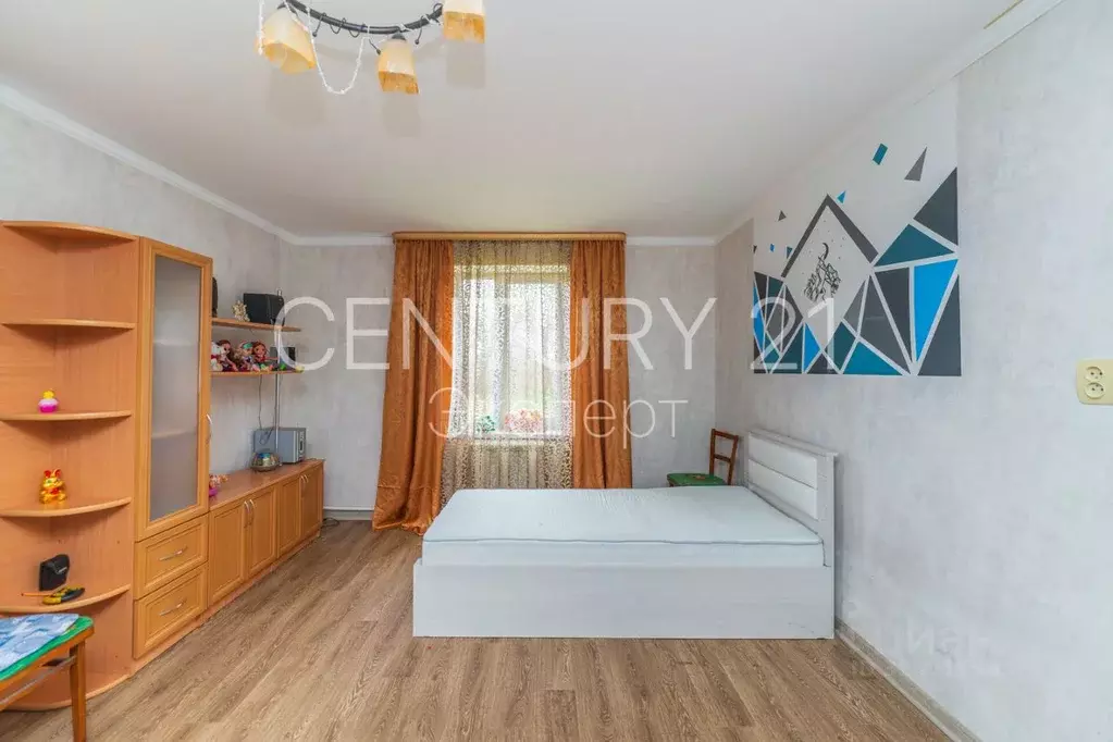 Дом в Калининградская область, Гвардейский муниципальный округ, пос. ... - Фото 1