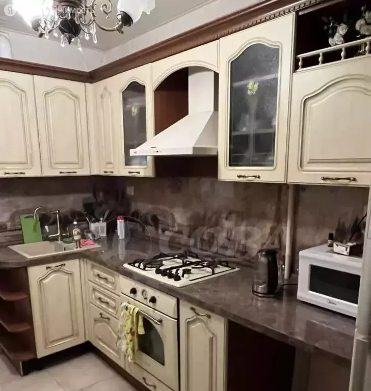 3-комнатная квартира: Сочи, улица Свердлова, 44 (71 м) - Фото 1