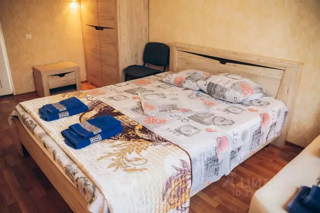 Комната Крым, Феодосия ш. Керченское, 33А - Фото 1