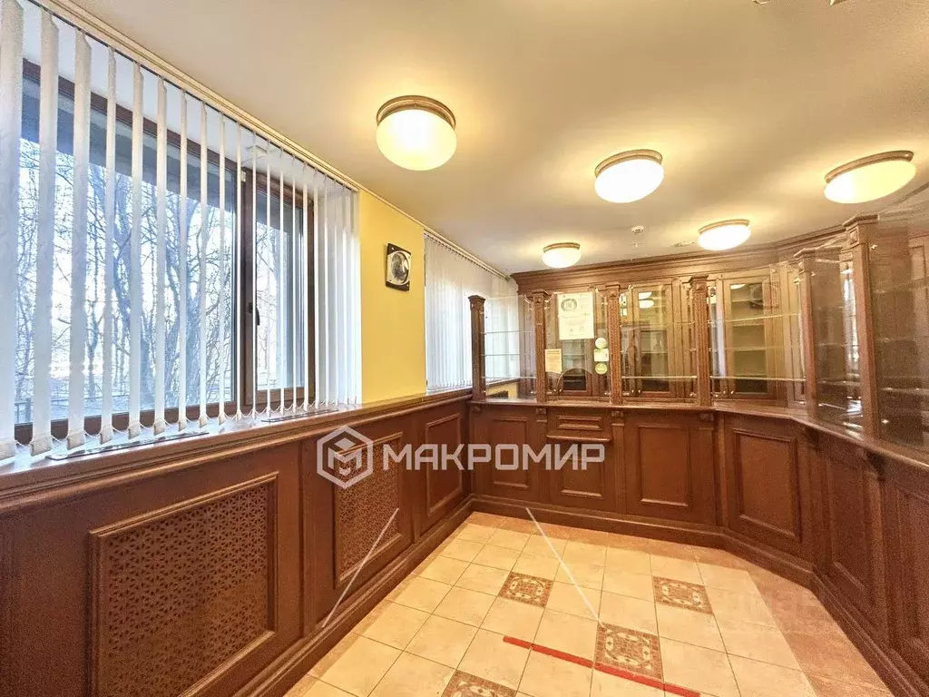 Торговая площадь в Санкт-Петербург 2-й Муринский просп., 39 (150 м) - Фото 1