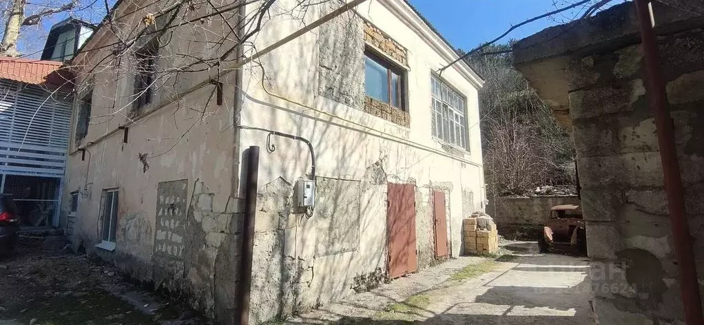 5-к кв. Крым, Бахчисарай ул. Пушкина, 21 (98.0 м) - Фото 0