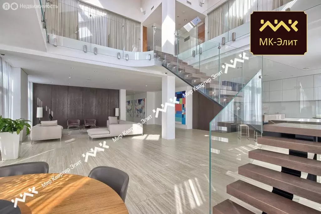 4-комнатная квартира: Санкт-Петербург, Динамовская улица, 2 (363 м) - Фото 1