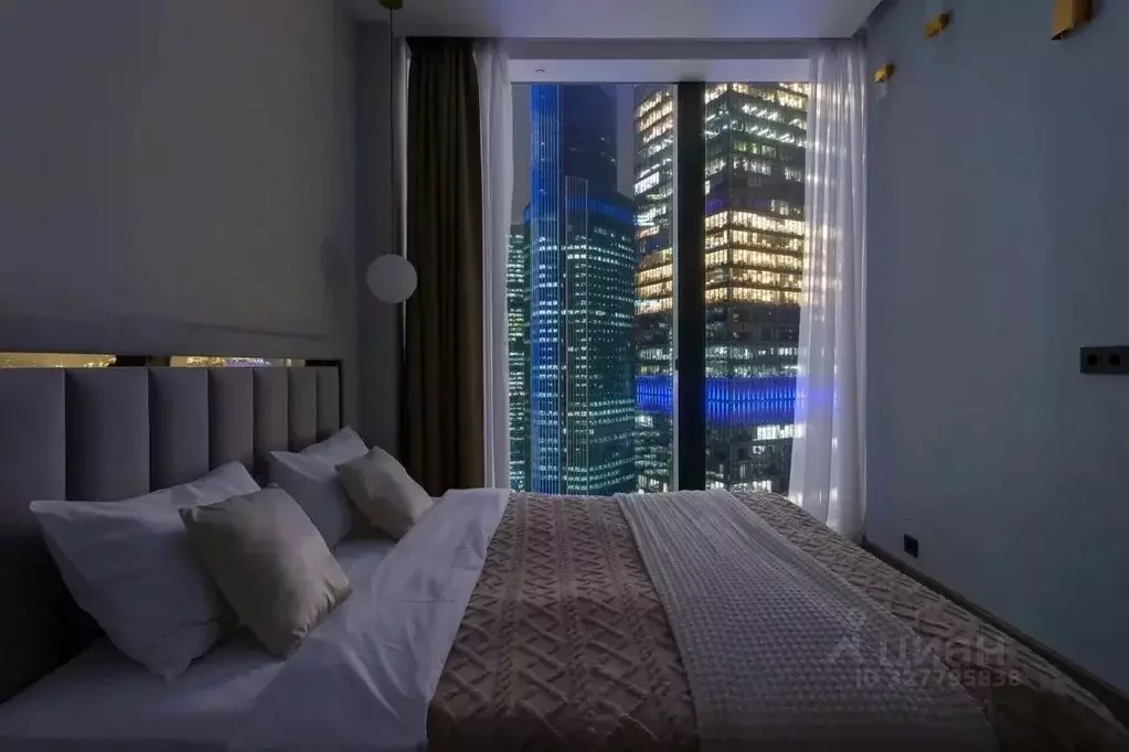 2-к кв. Москва 1-й Красногвардейский проезд, 22с2 (65.0 м) - Фото 1