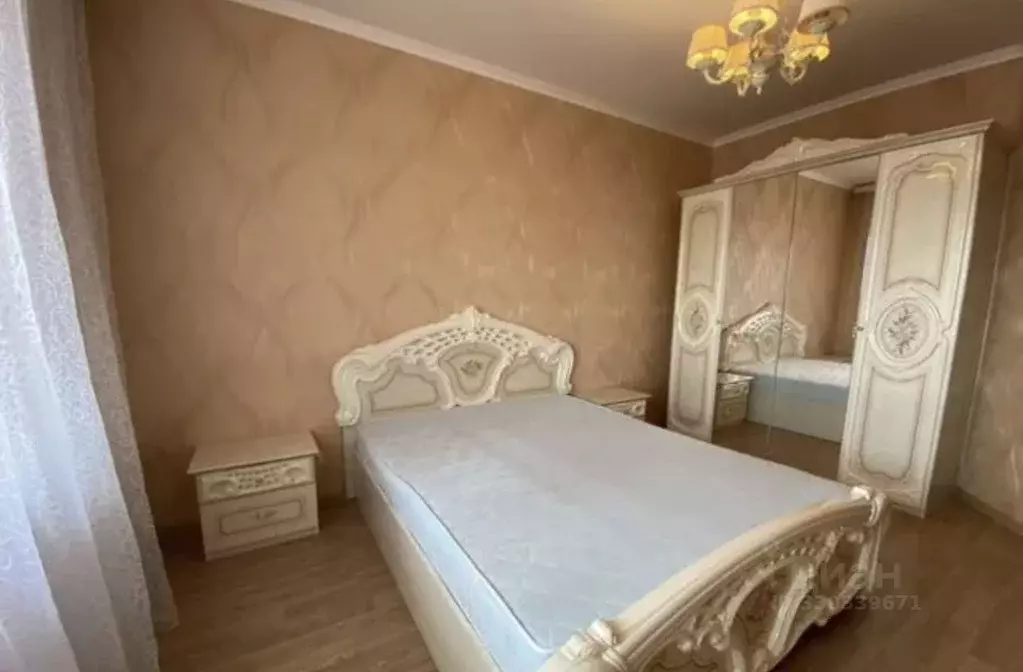 2-к кв. Белгородская область, Старый Оскол Степной мкр, 22 (75.0 м) - Фото 2