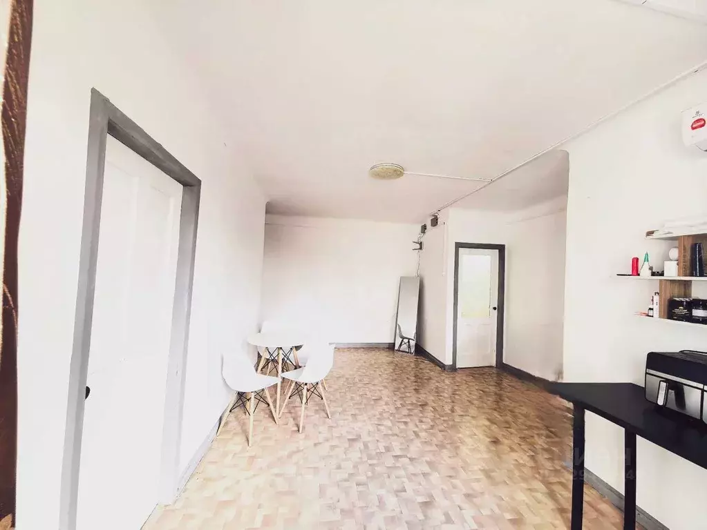 3-к кв. Хабаровский край, Хабаровск ул. Карла Маркса, 37 (65.6 м) - Фото 2