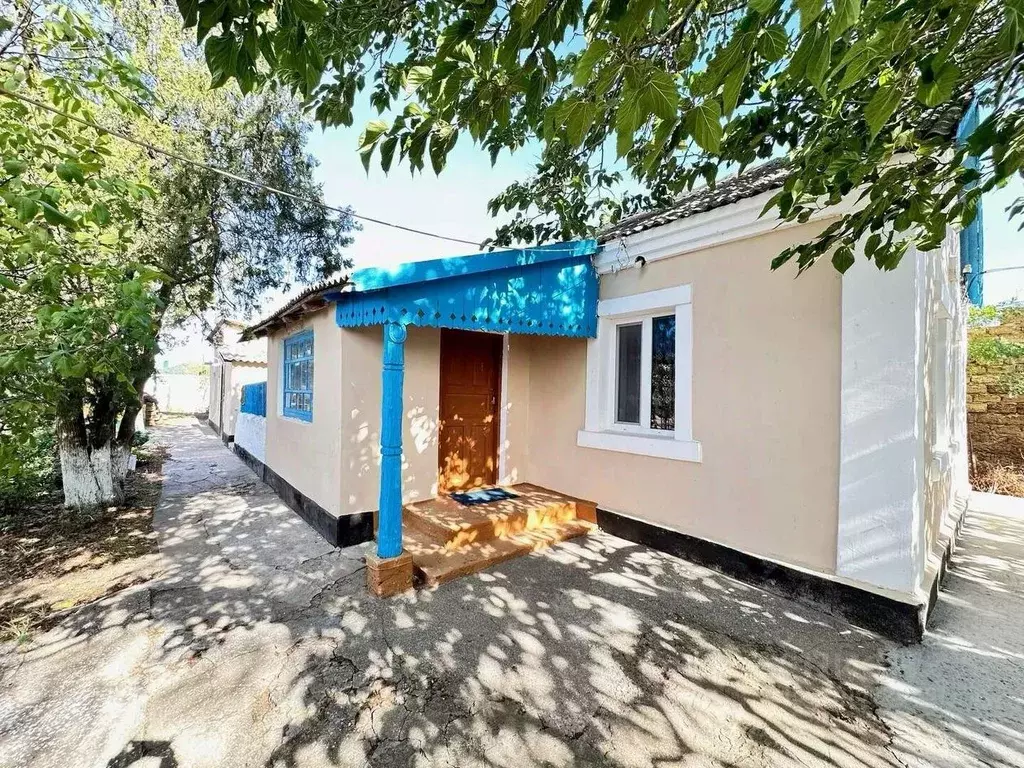 Дом в Крым, Сакский район, с. Воробьево ул. Гагарина, 94 (30 м) - Фото 1