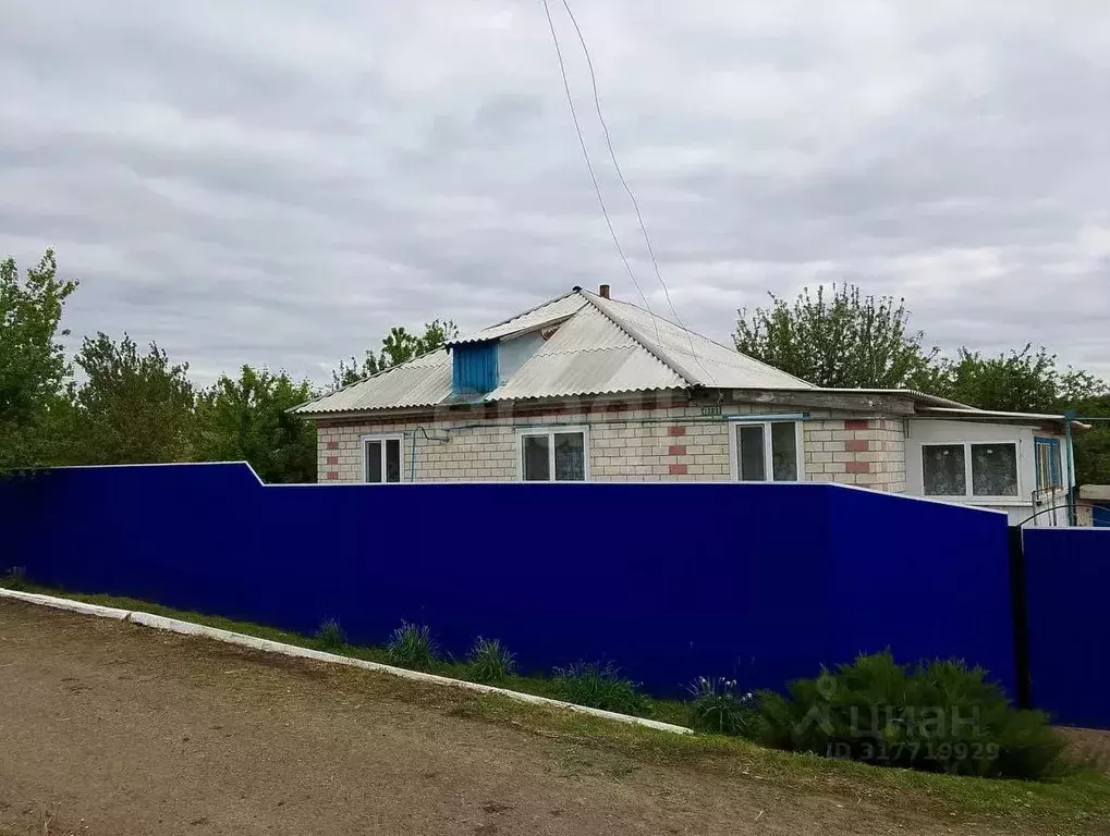 Дом в Белгородская область, Вейделевский район, с. Николаевка ул. ... - Фото 0