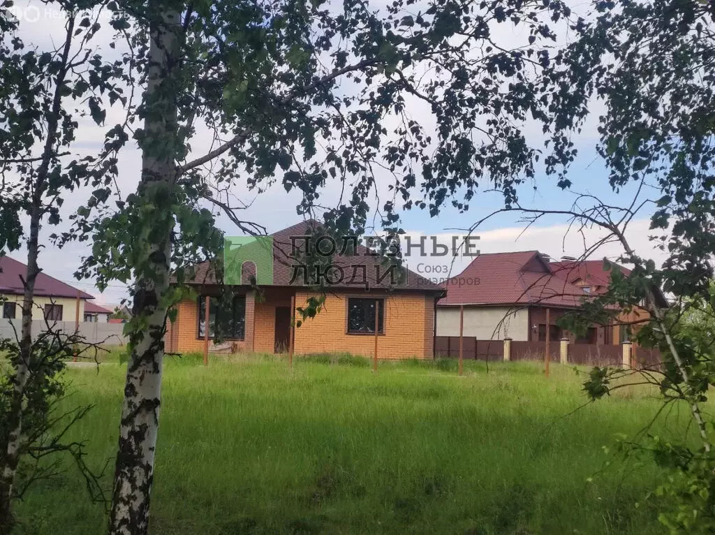 Дом в посёлок Новосадовый, микрорайон Новосадовый 16/2, Луговой ... - Фото 0